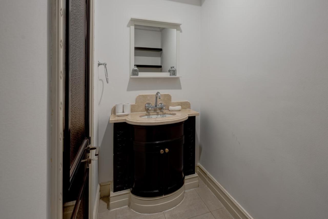 Durrani Homes - Unique Garden Apt At Souk Al Bahar Besides Dubai Mall & Burjkhalifa With Private Jaccuzi Eksteriør bilde